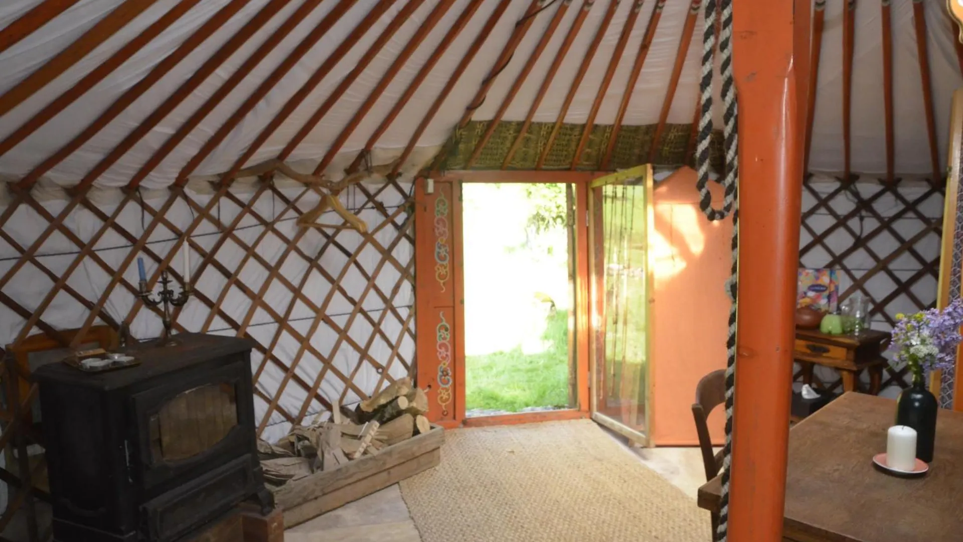 Bed & Breakfast Le Portillon Des Fees Sost